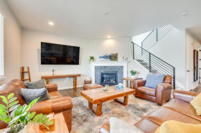Berthoud Home with Fire Pit, Close to Lake Loveland!